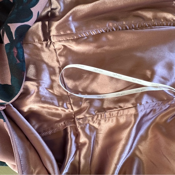 CITY CHIC BEAUTIFUL FLORAL QUARTZ COCKTAIL DRESS FULLY LINED SIZE 14 - Picture 4 of 8